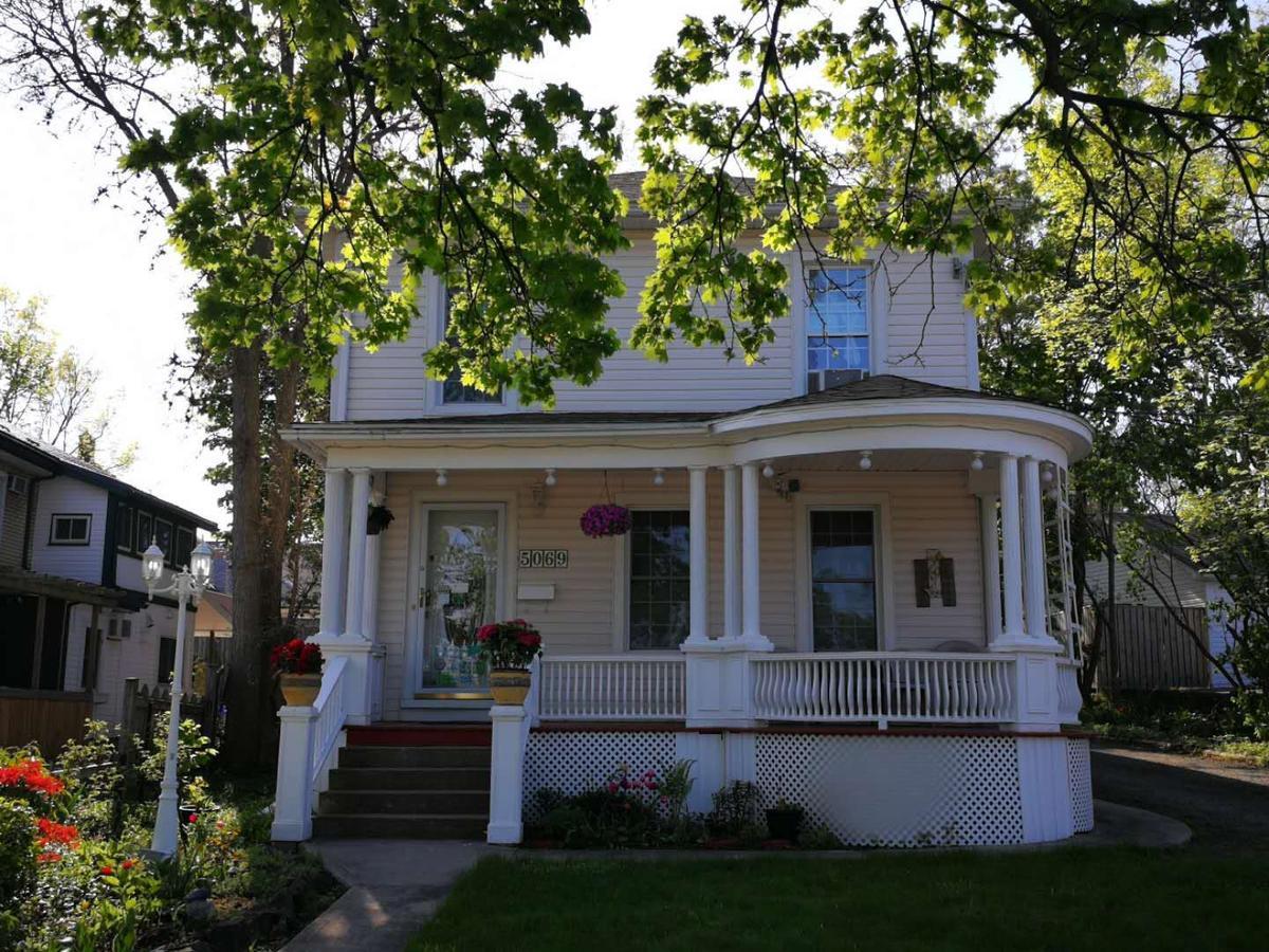 Accommodations Niagara Bed & Breakfast Eksteriør billede