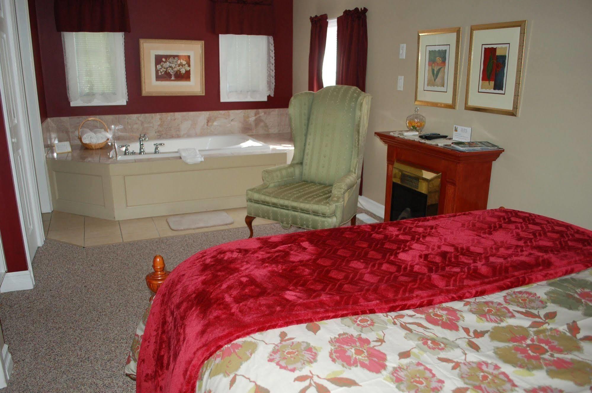 Accommodations Niagara Bed & Breakfast Eksteriør billede