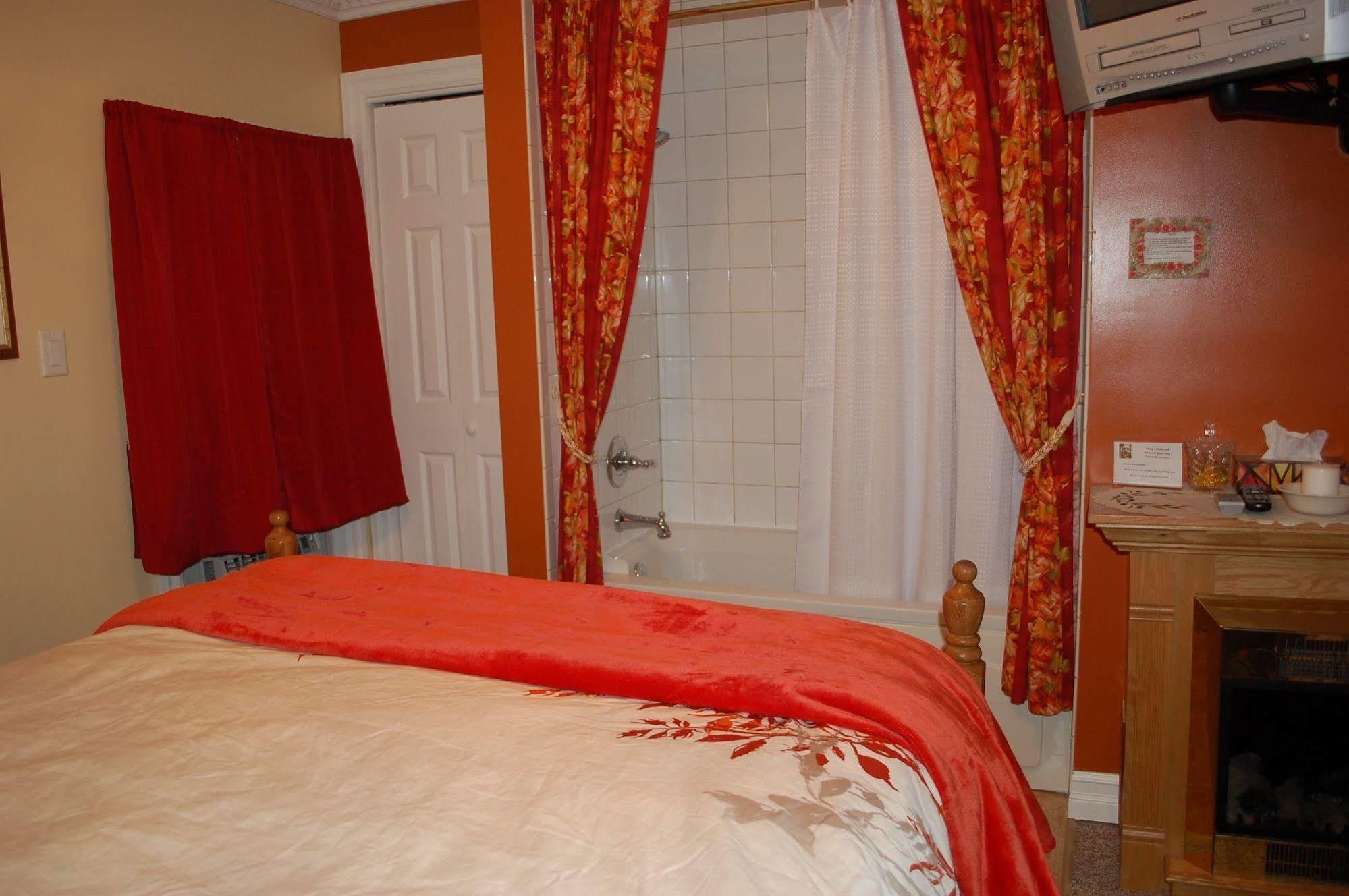 Accommodations Niagara Bed & Breakfast Eksteriør billede